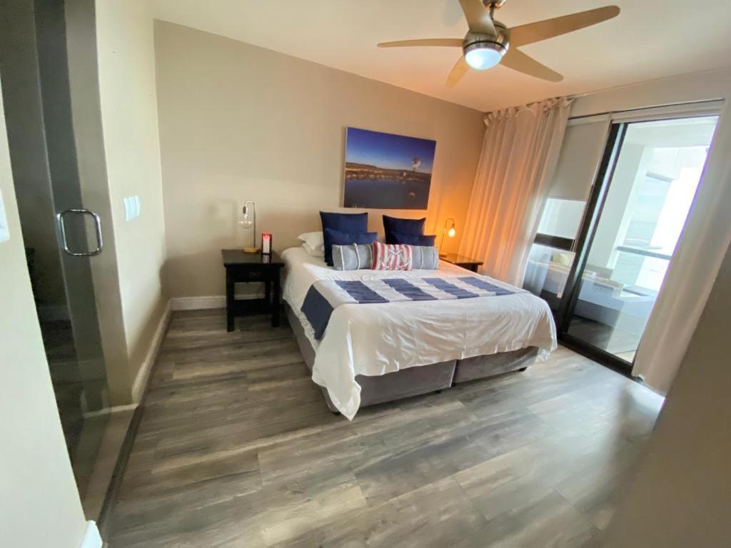 Loddey'S Self Catering Apartments - By Beach Collection Strand Dış mekan fotoğraf