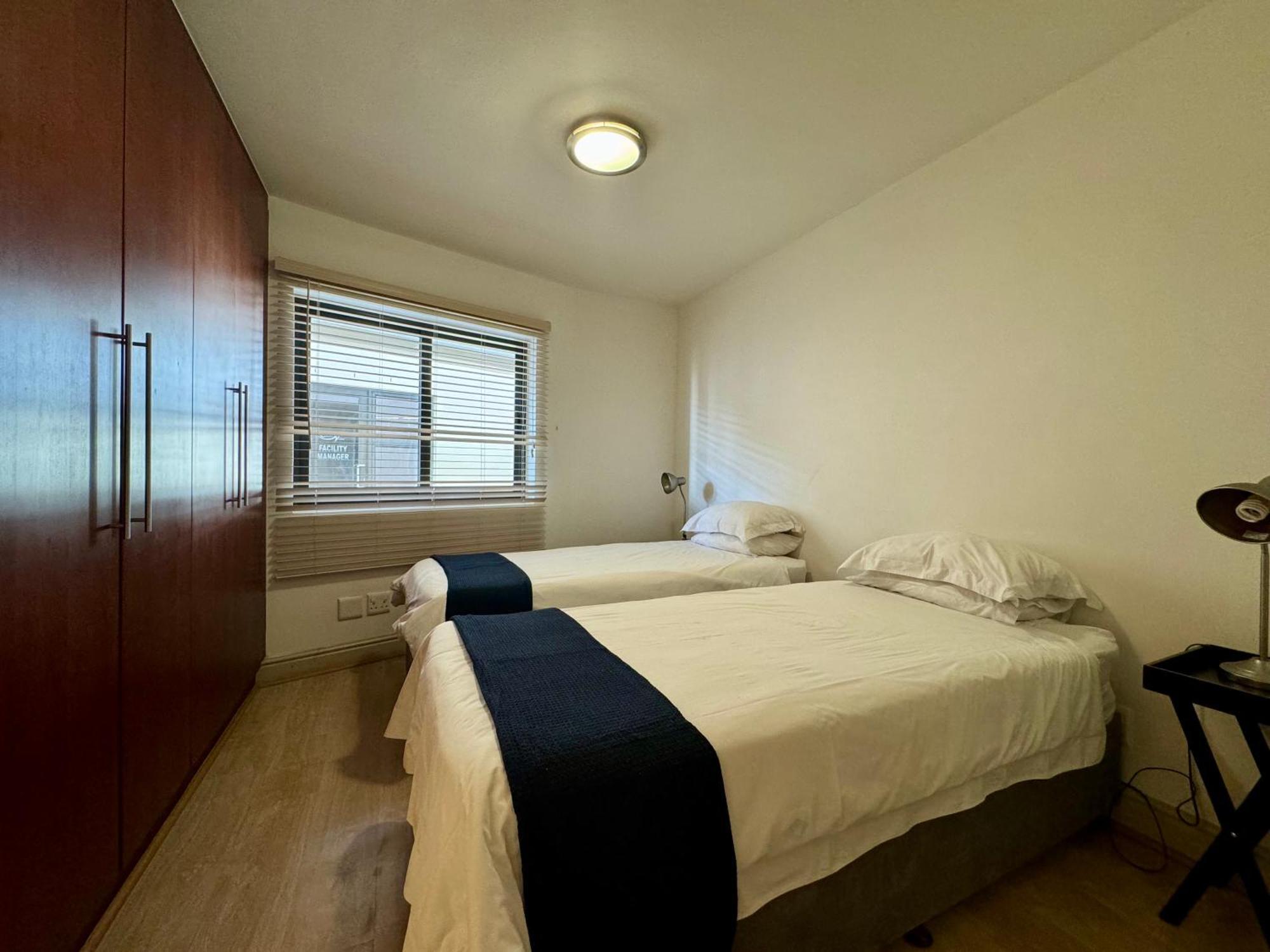 Loddey'S Self Catering Apartments - By Beach Collection Strand Dış mekan fotoğraf